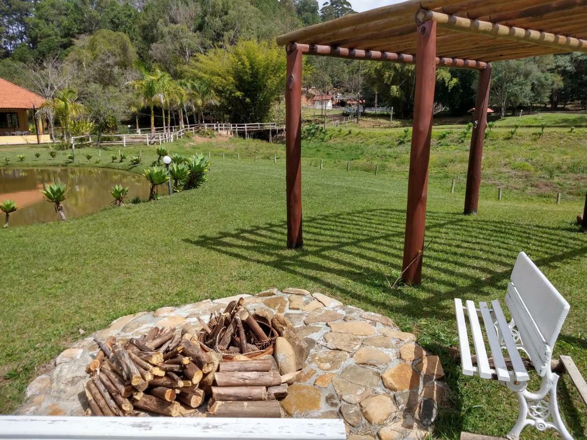 Pousada Colar De Ouro Chales Cunha Exterior foto